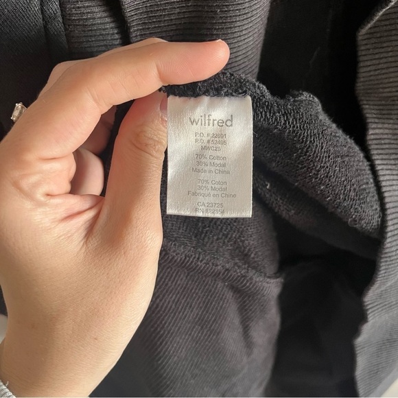 Aritzia Wilfred Diedroit Black Cardigan Sweater Small - Picture 6 of 6